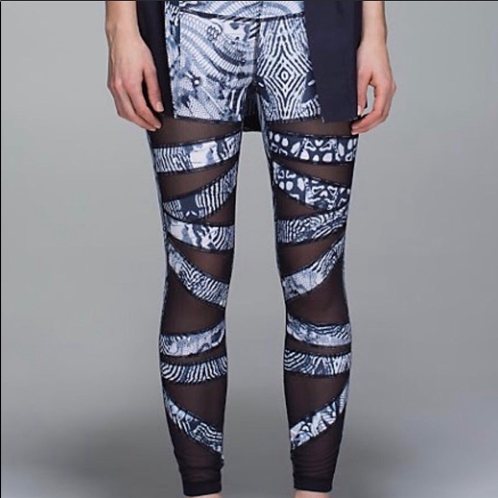 Lululemon Wanderlust Highest Times Leggings Size 4